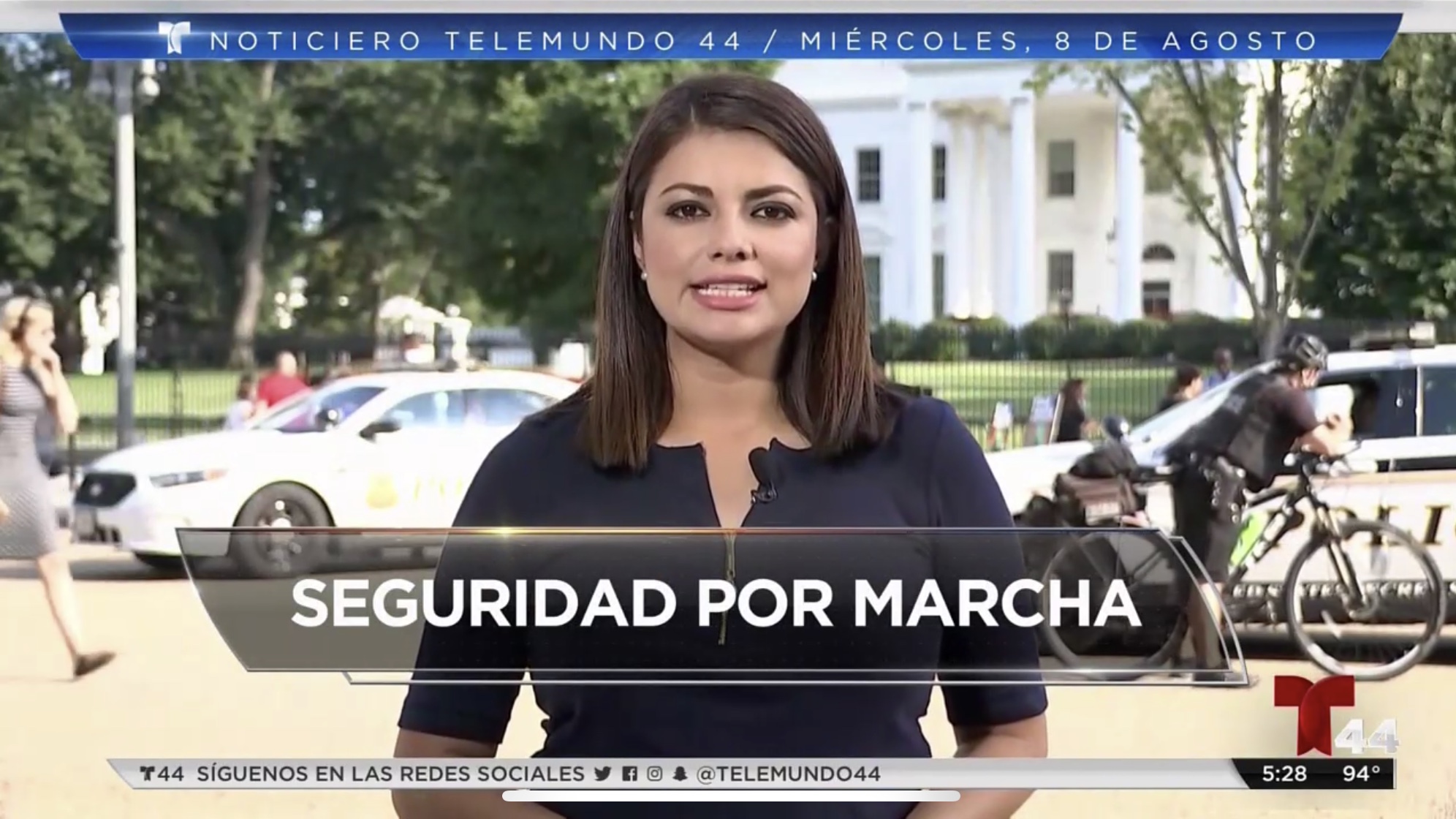 Newscast liveshot in front of the White House.